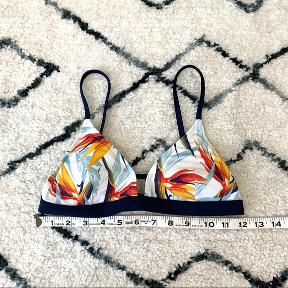 Lively Tropical Print Triangle Bikini Swim Top - Picture 5 of 8